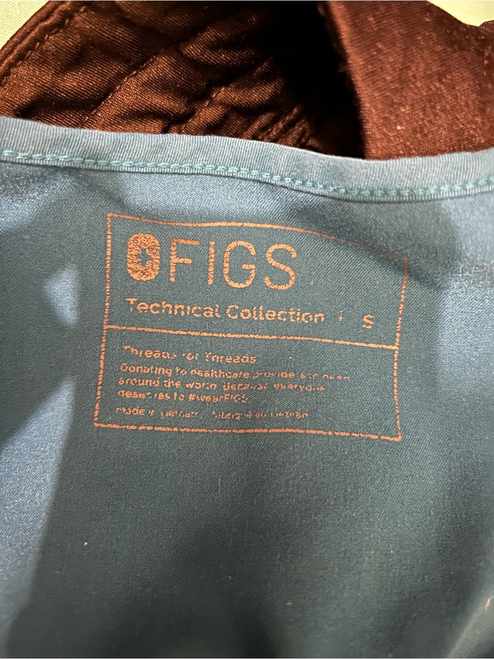 Figs scrubs - BUNDLE - Picture 7 of 8